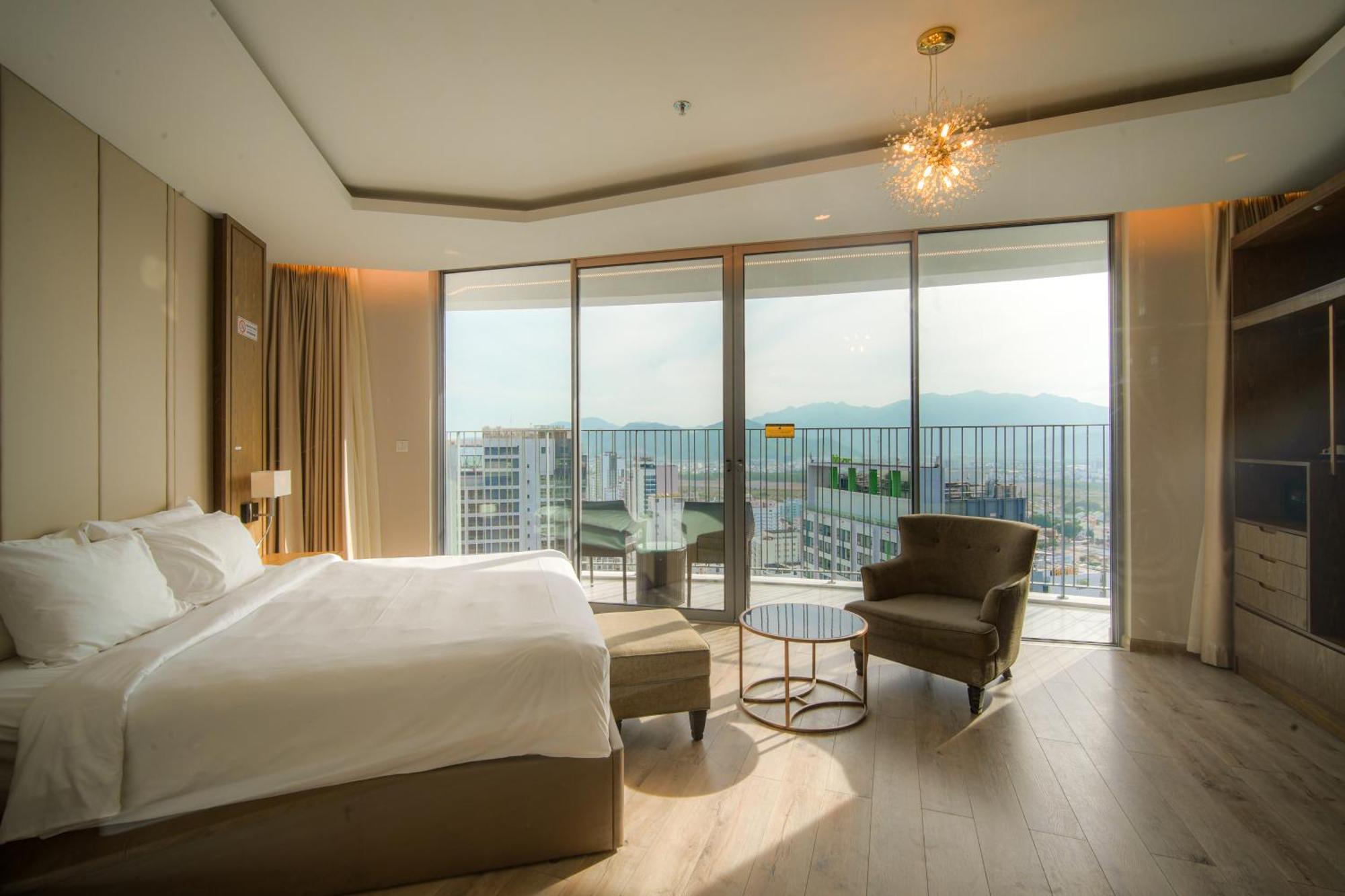 Panorama Seaview Luxury Skyline By Hc Group Nha Trang