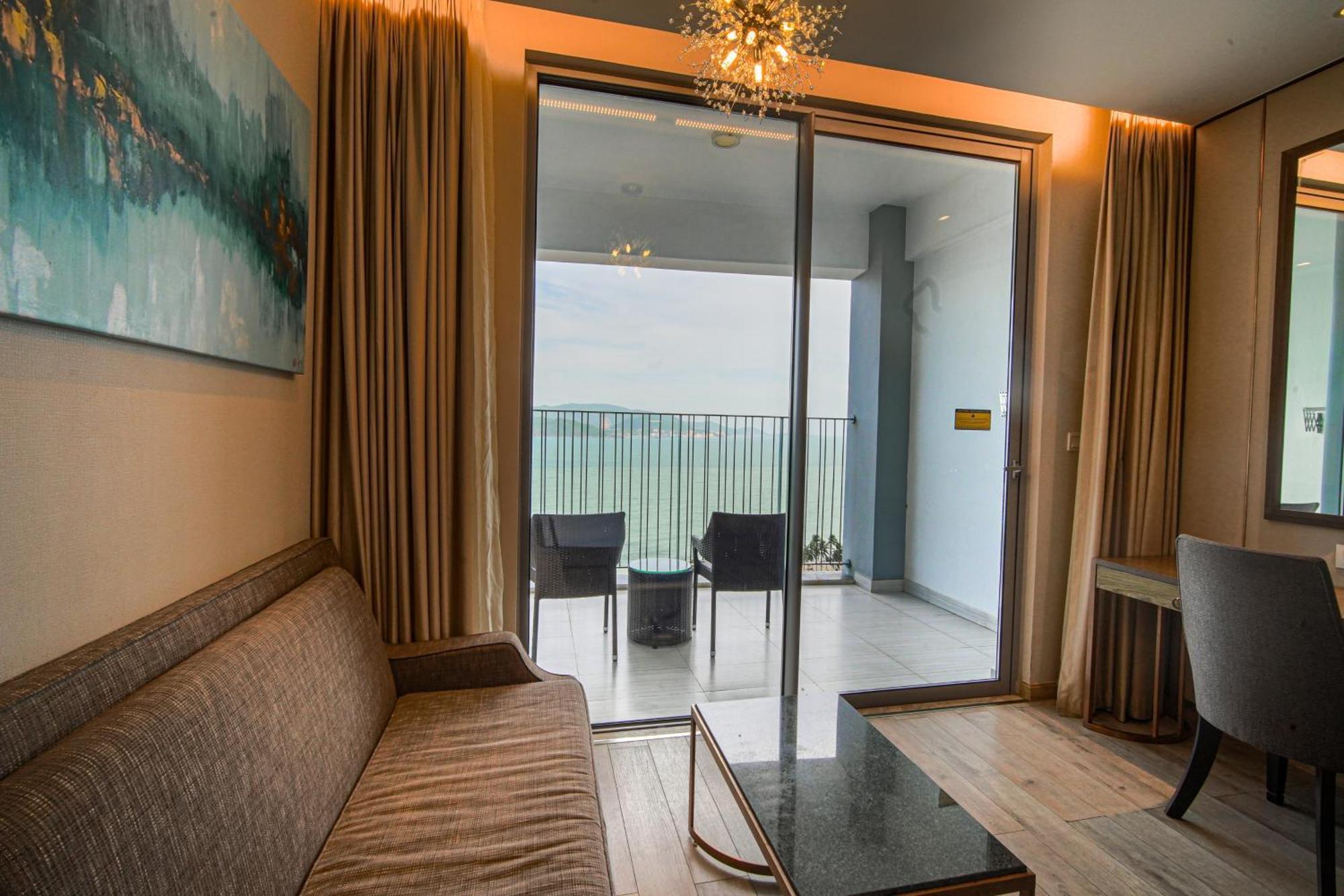 Panorama Seaview Luxury Skyline By Hc Group *