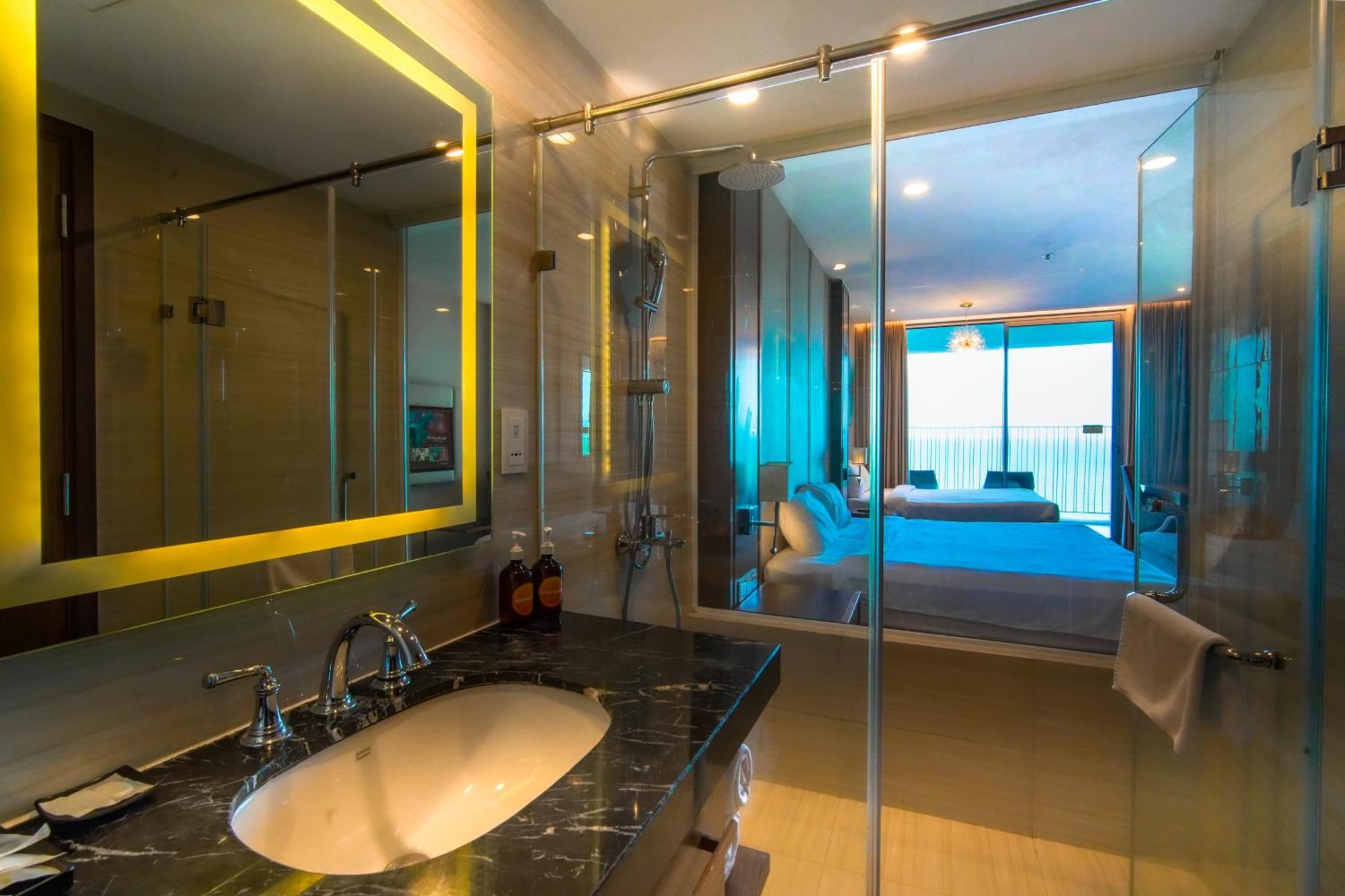 Apartment Panorama Seaview Luxury Skyline By Hc Group