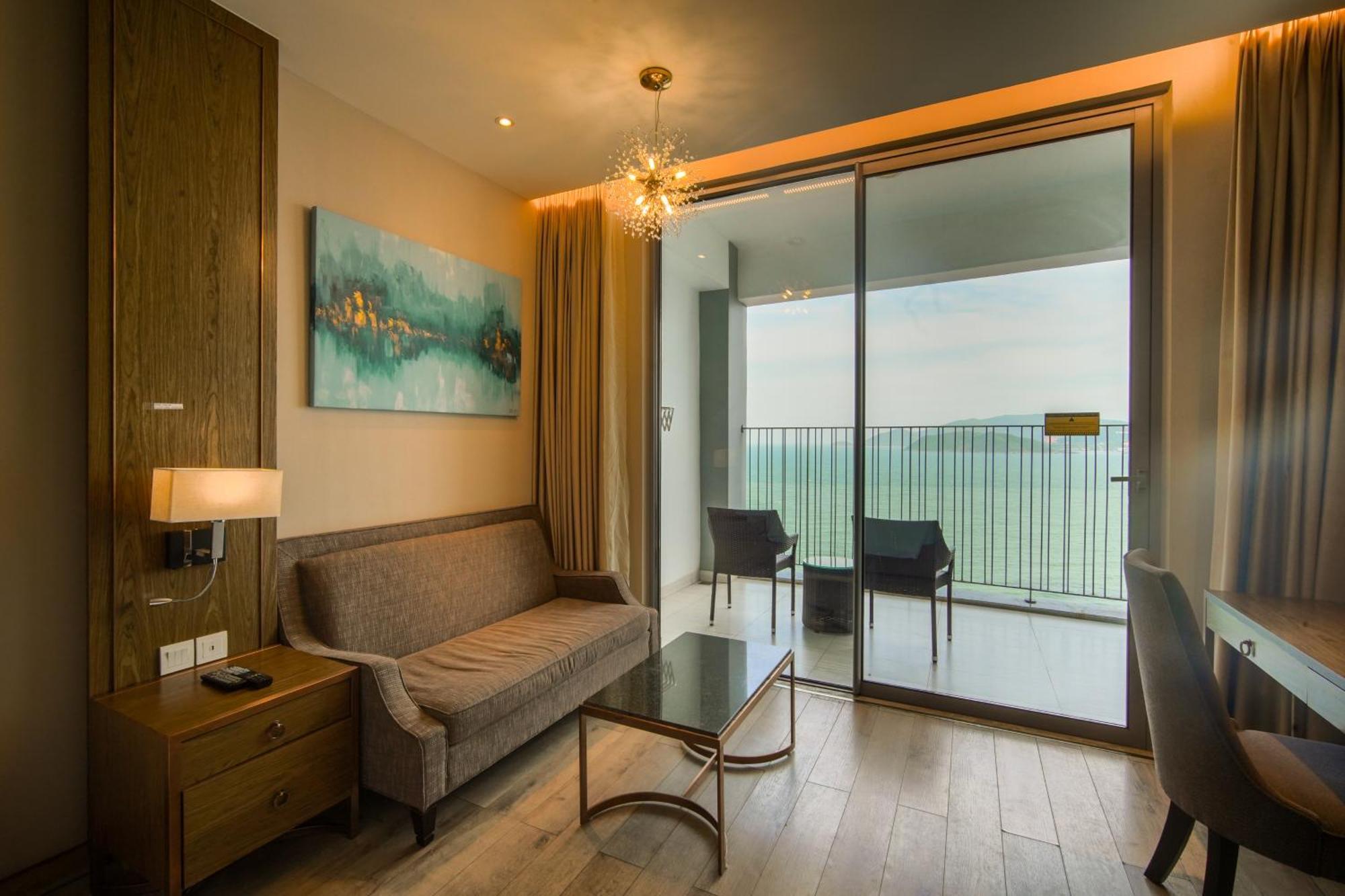 Panorama Seaview Luxury Skyline By Hc Group * Nha Trang