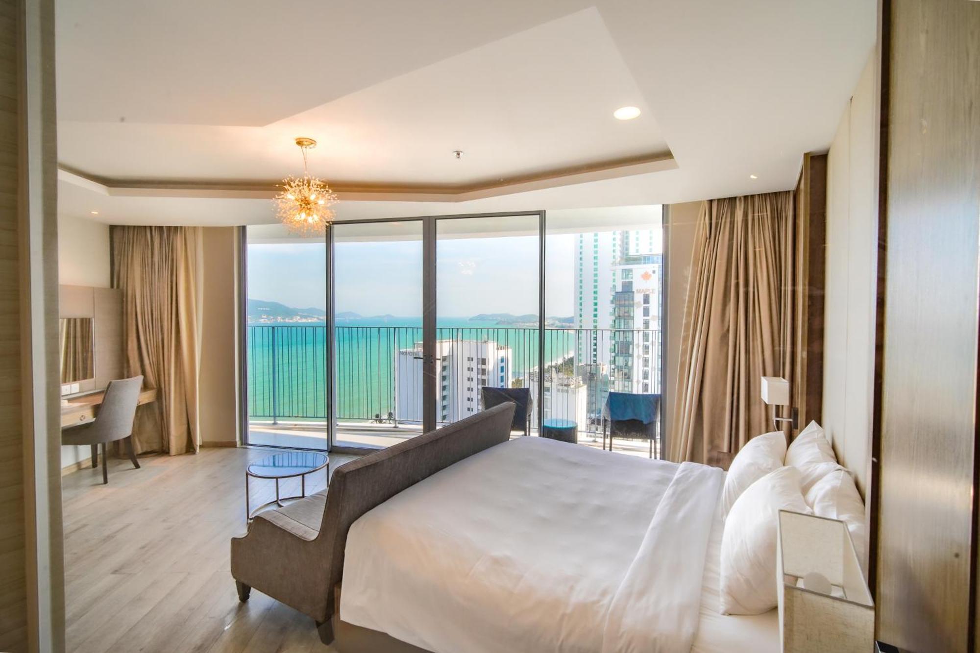 Panorama Seaview Luxury Skyline By Hc Group