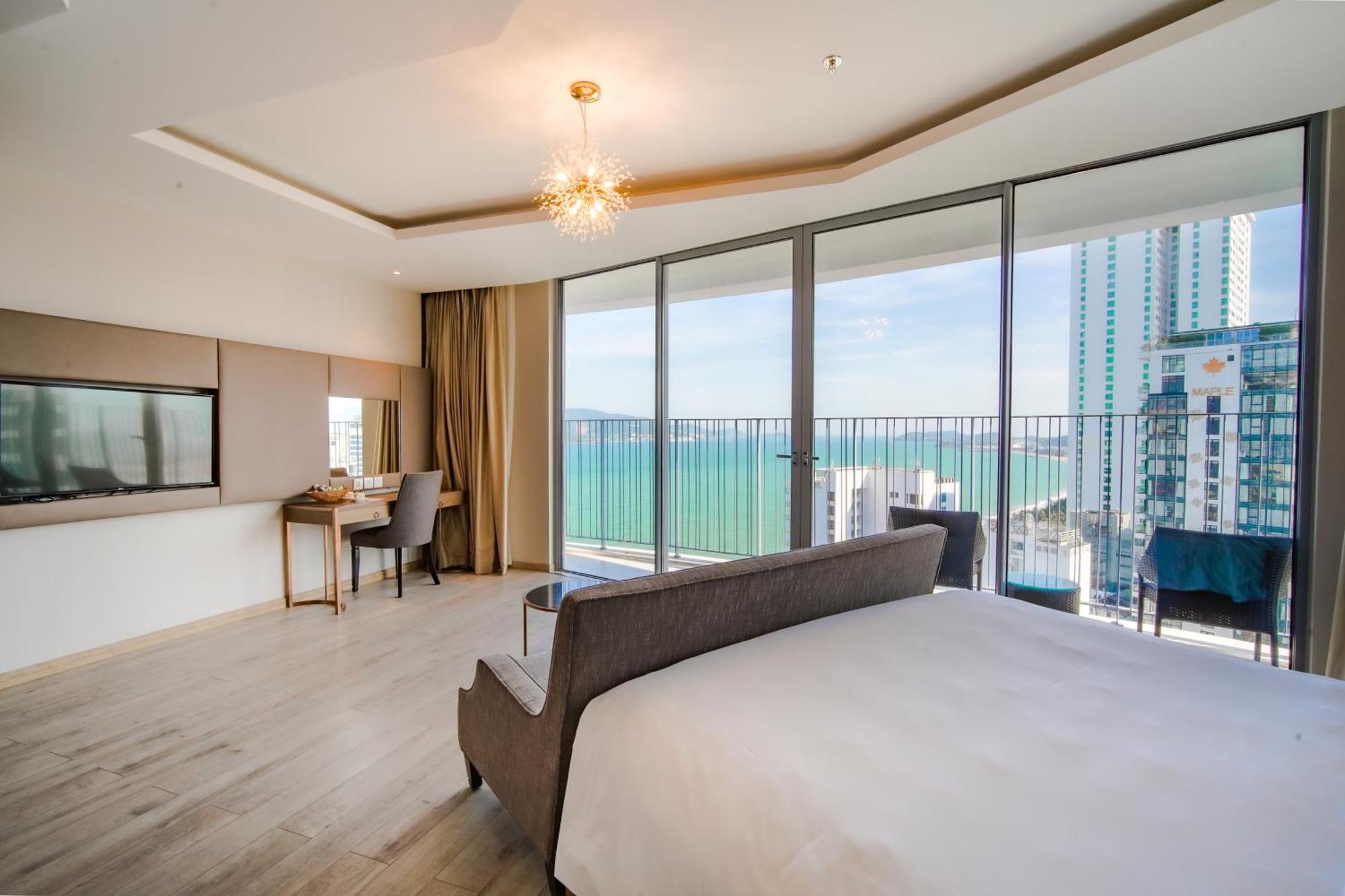 Panorama Seaview Luxury Skyline By Hc Group