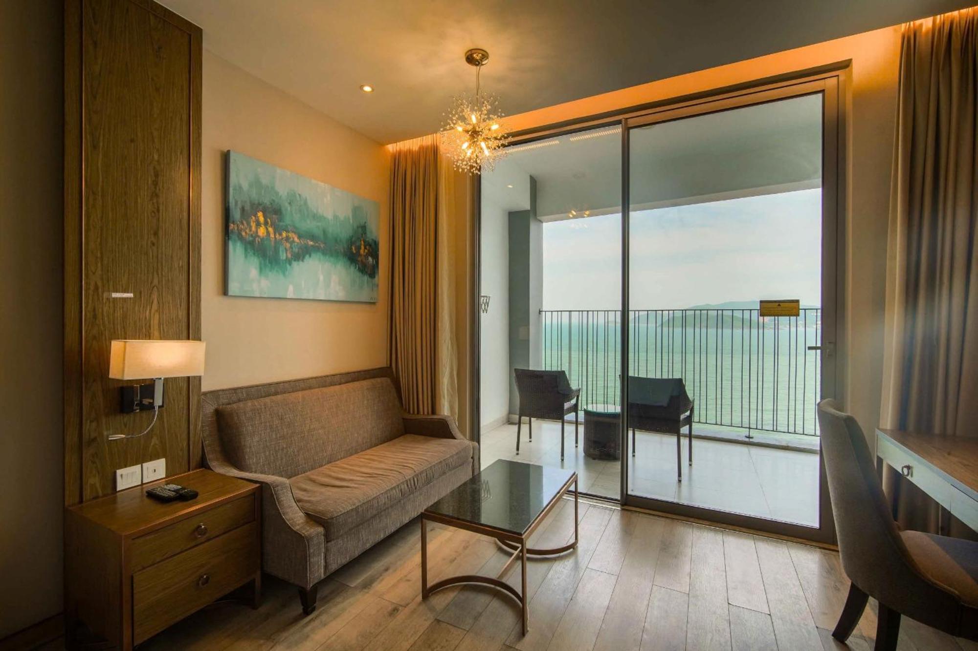 Apartment Panorama Seaview Luxury Skyline By Hc Group