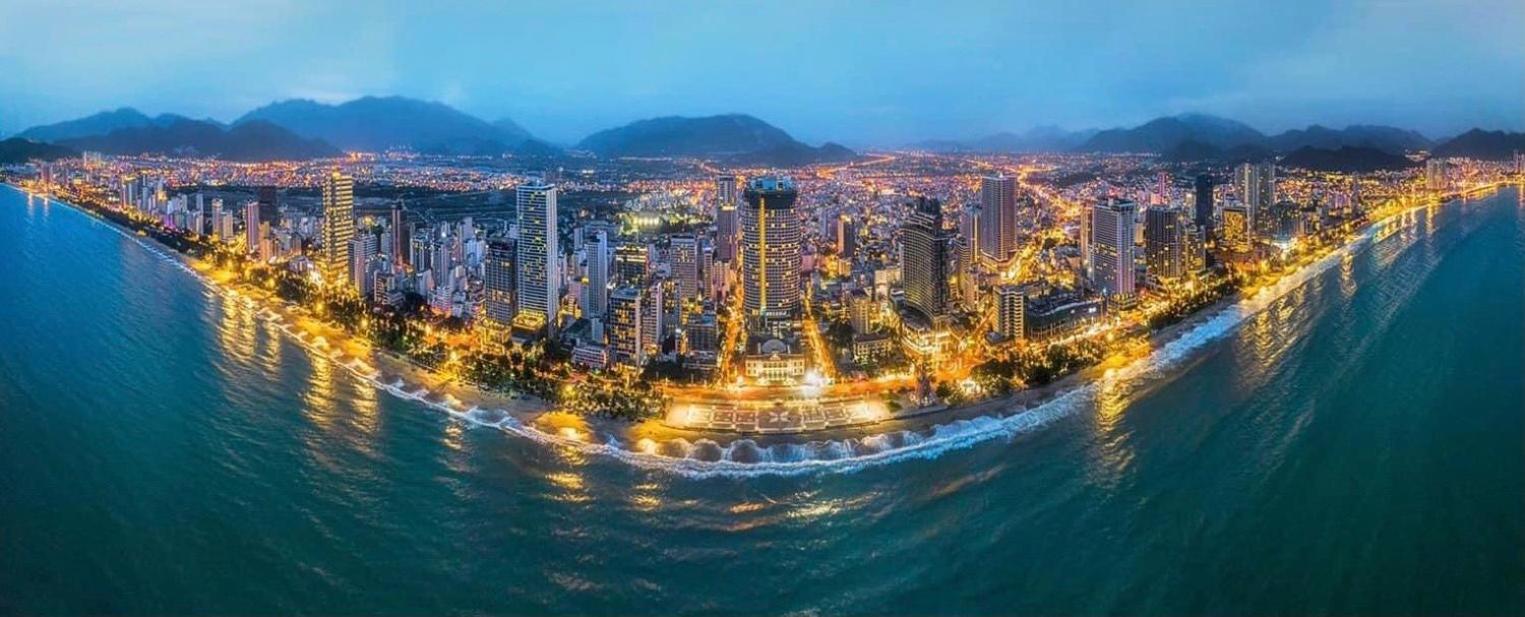 Panorama Seaview Luxury Skyline By Hc Group * Nha Trang