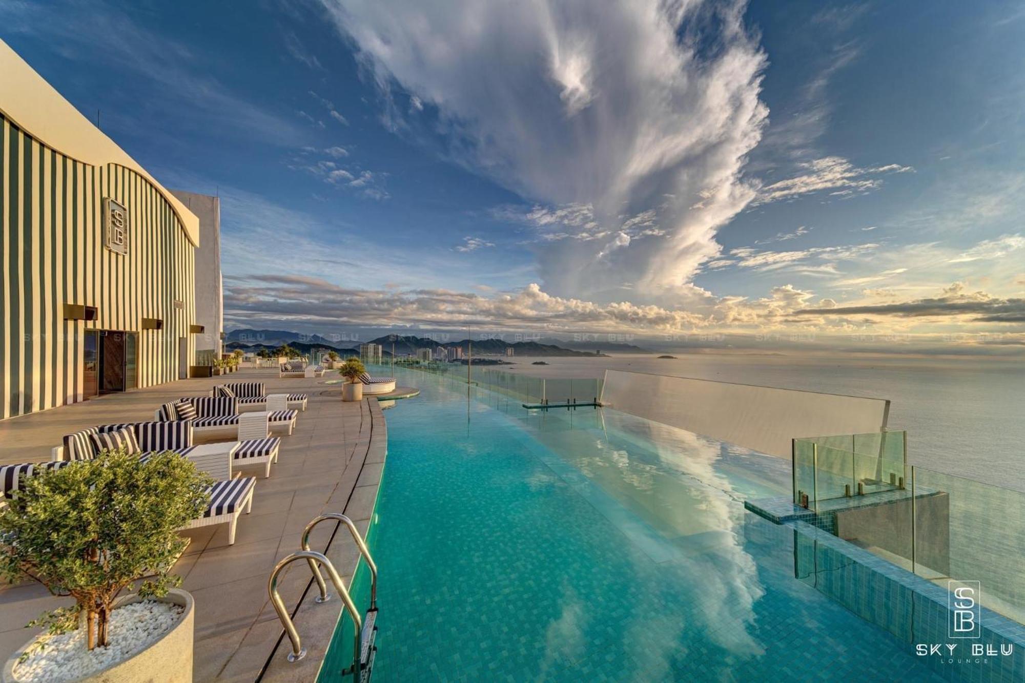 Panorama Seaview Luxury Skyline By Hc Group