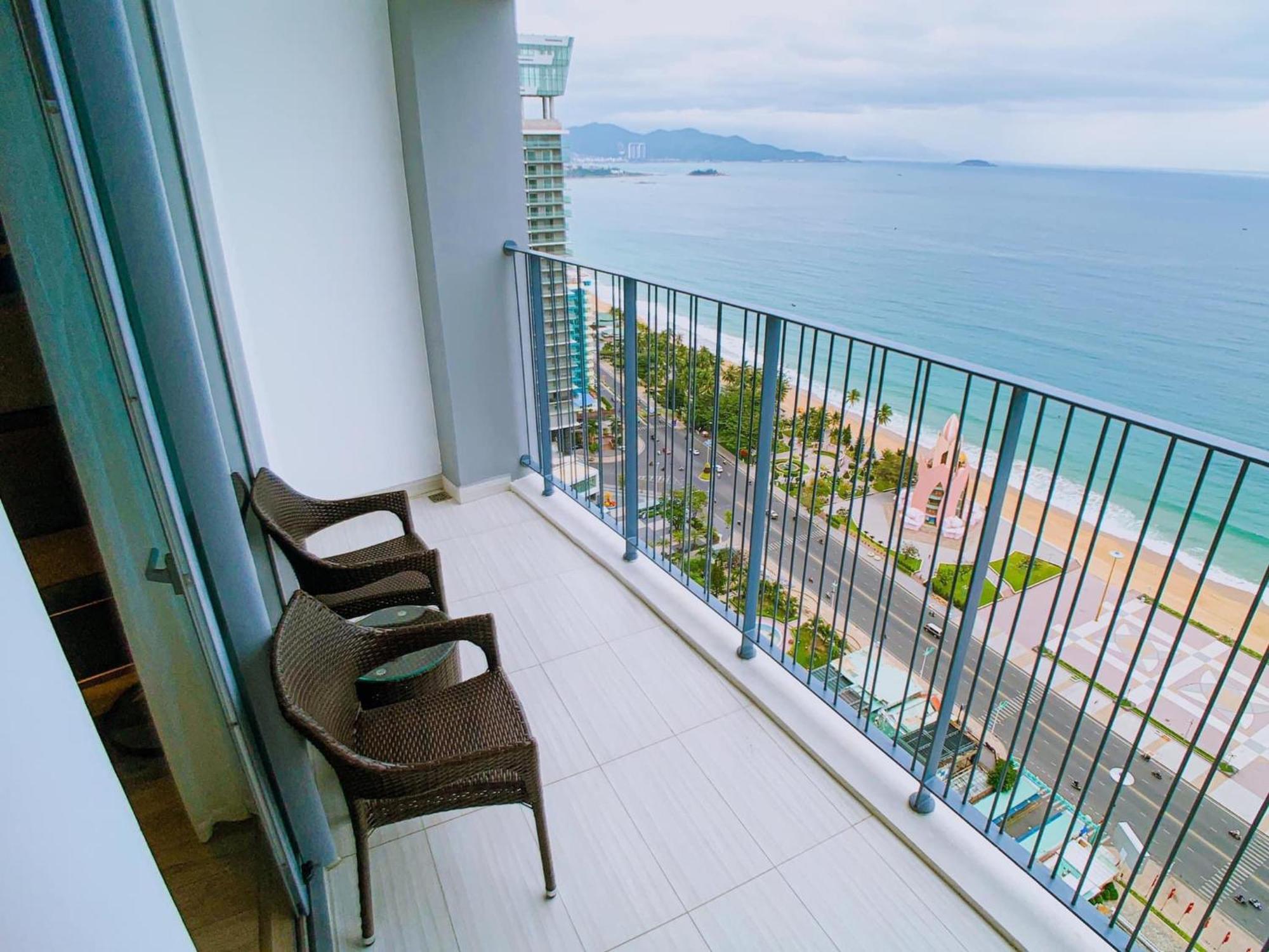 Panorama Seaview Luxury Skyline By Hc Group Apartment